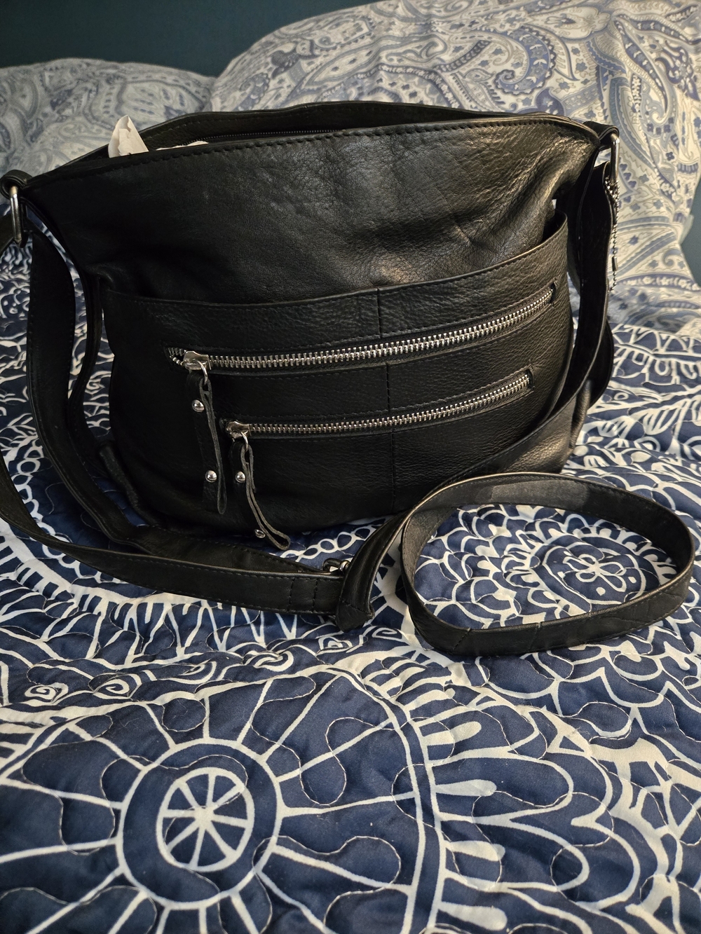 Everyday Black Leather Shoulder Bag with Front Zip Pockets